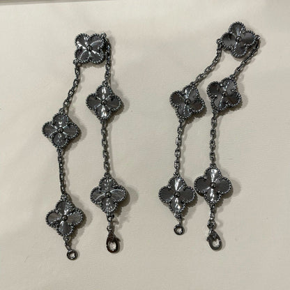 [LuxJewelry]CLOVER 5 MOTIF BLACK BRACELET