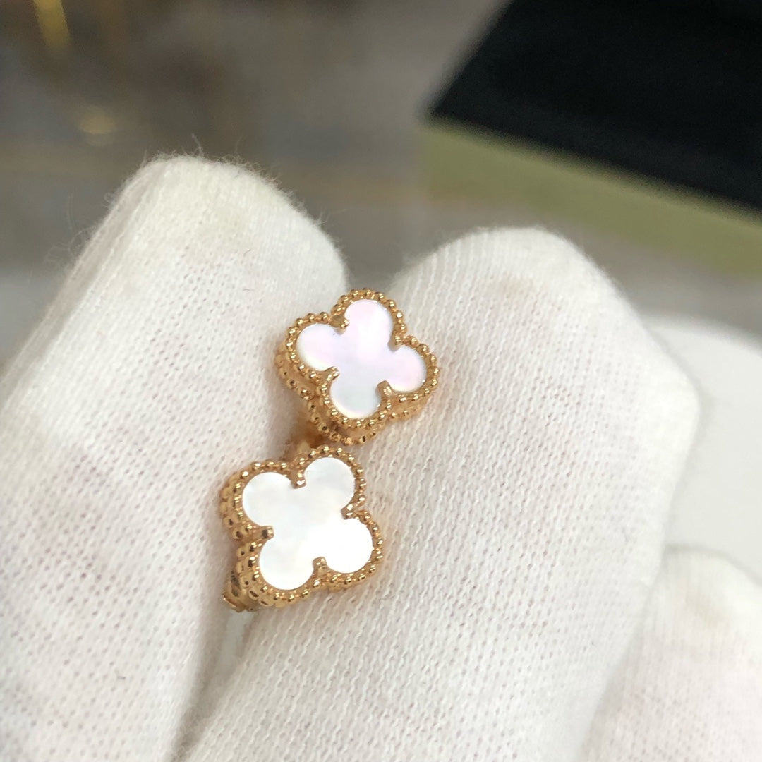 [LuxJewelry]CLOVER MINI GOLD EARRINGS