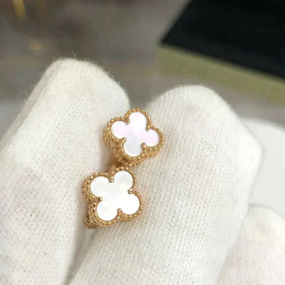 [LuxJewelry]CLOVER MINI 9.5MM WHITE MOP EARRINGS