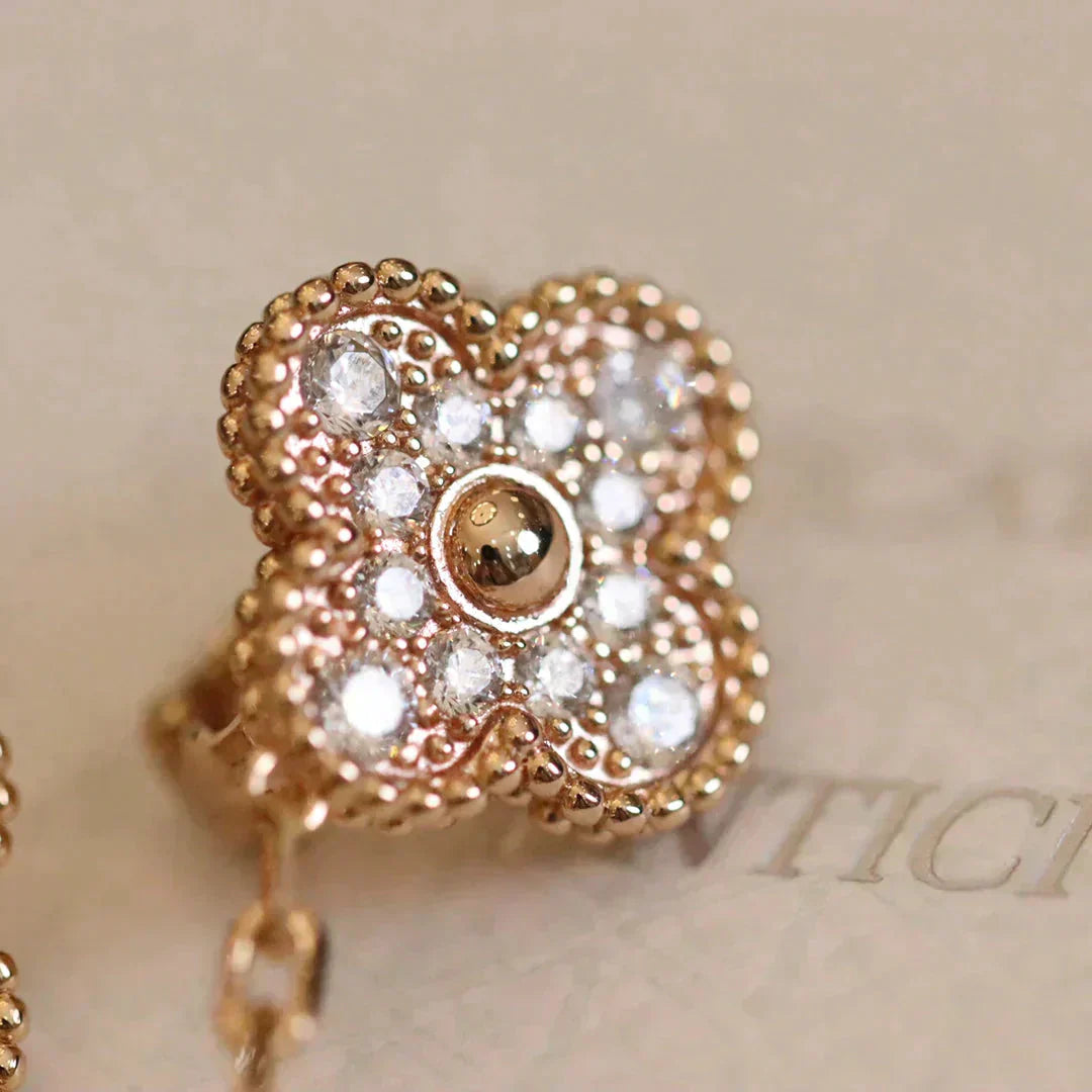 [LuxJewelry]CLOVER MEDIUM 1 MOTIFS FUll DIAMOND EARRINGS