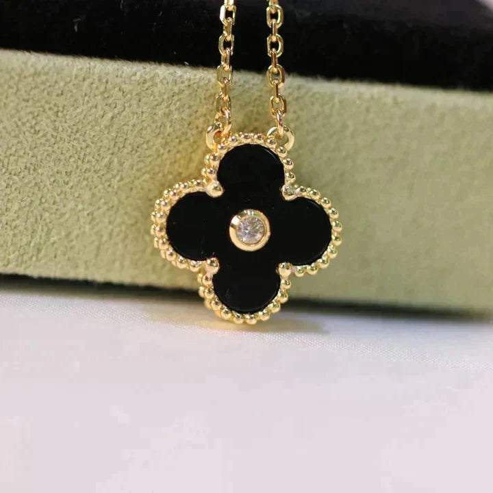 [LuxJewelry]CLOVER 15MM DIAMOND ONYX NECKLACE