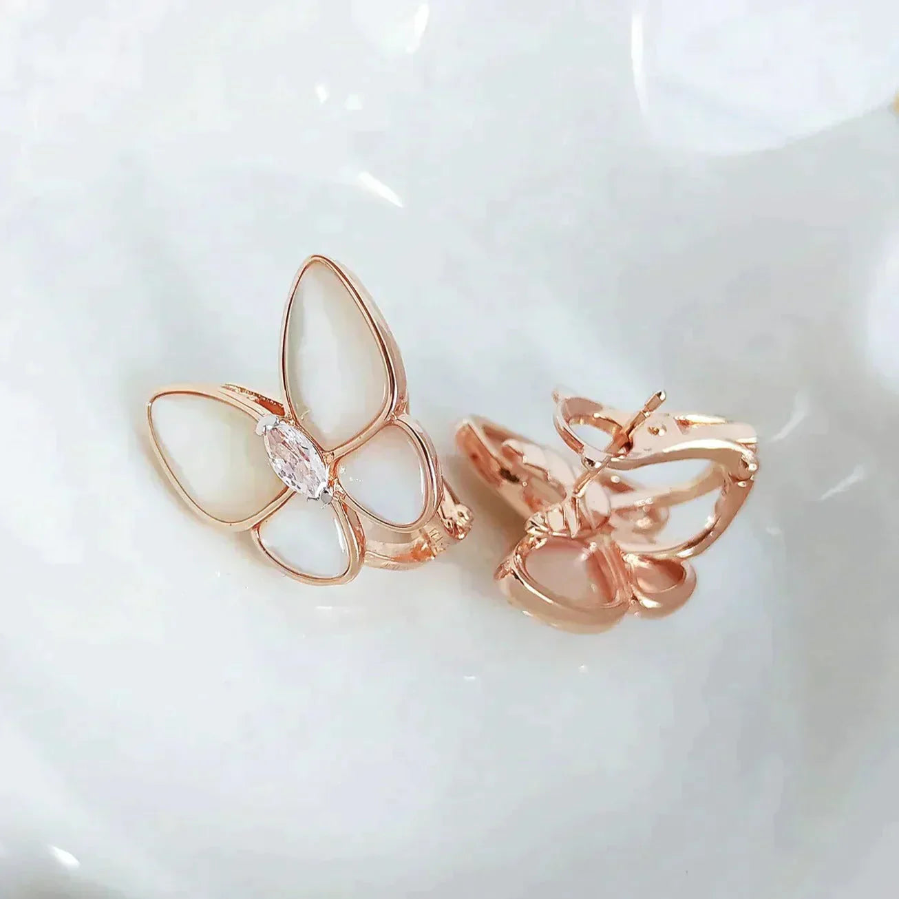 [LuxJewelry]BUTTERFLY MOP DIAMOND EARRINGS