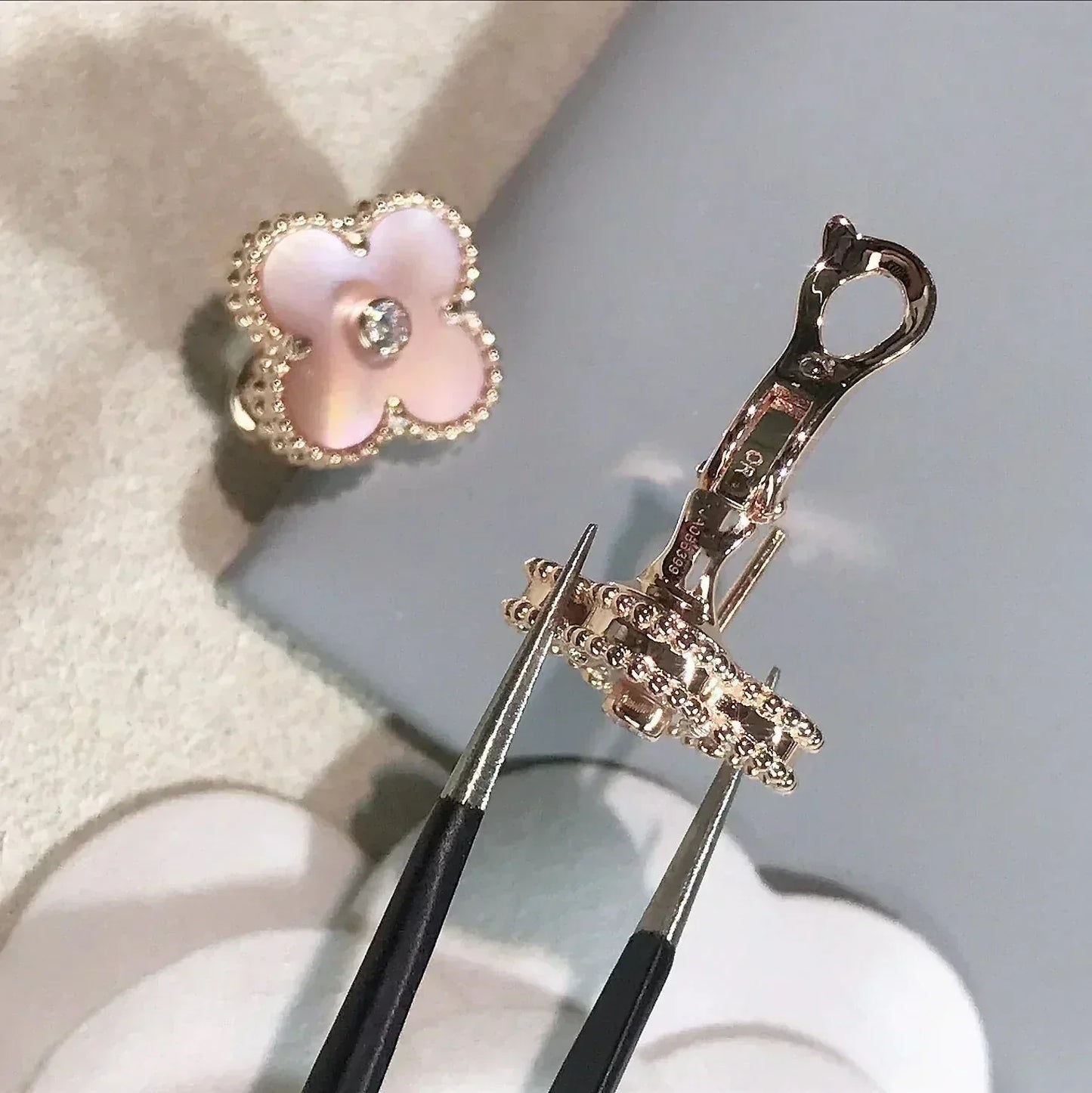 [LuxJewelry]CLOVER MEDIUM 1 MOTIFS  PINK MOP DIAMOND EARRINGS