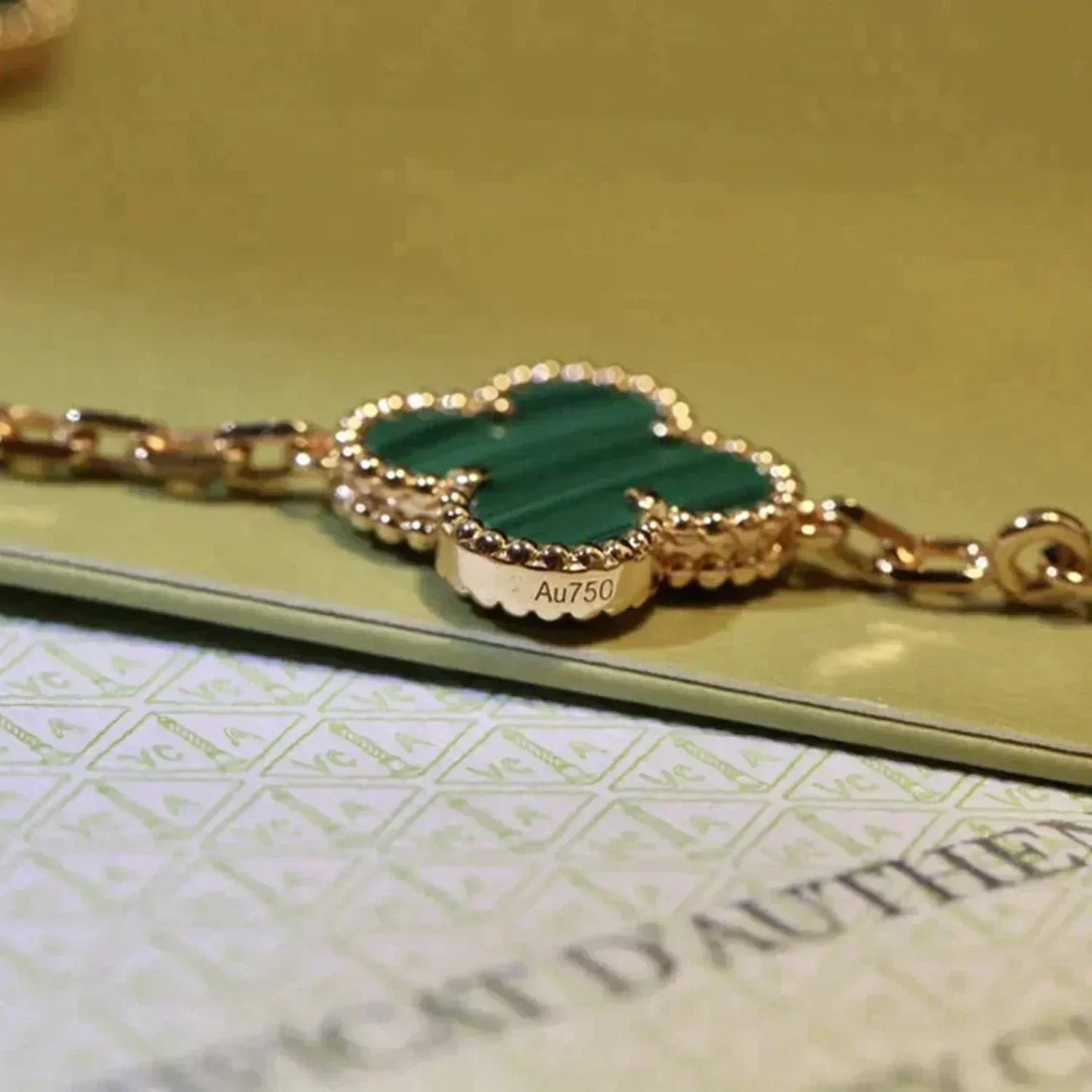 [LuxJewelry]CLOVER 5 MOTIFS MALACHITE BRACELET