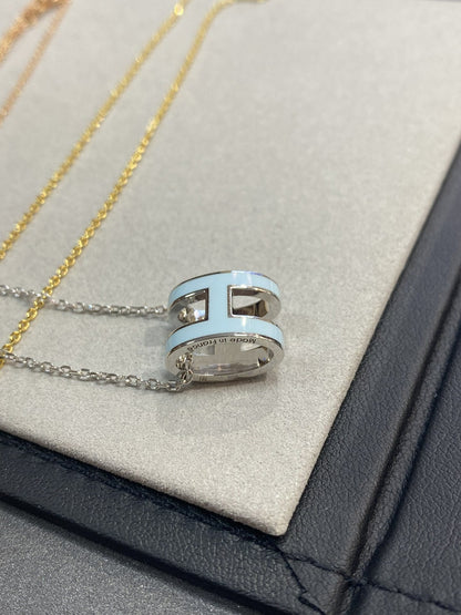 [LuxJewelry]POP H LIGHT BLUE NECKLACE