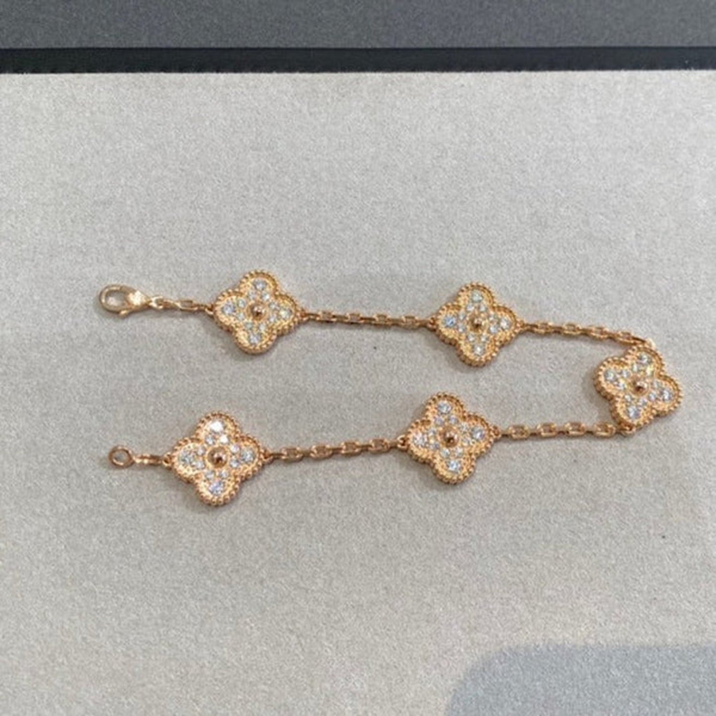 [LuxJewelry]CLOVER 5 MOTIFS  FULL DIAMOND BRACELET