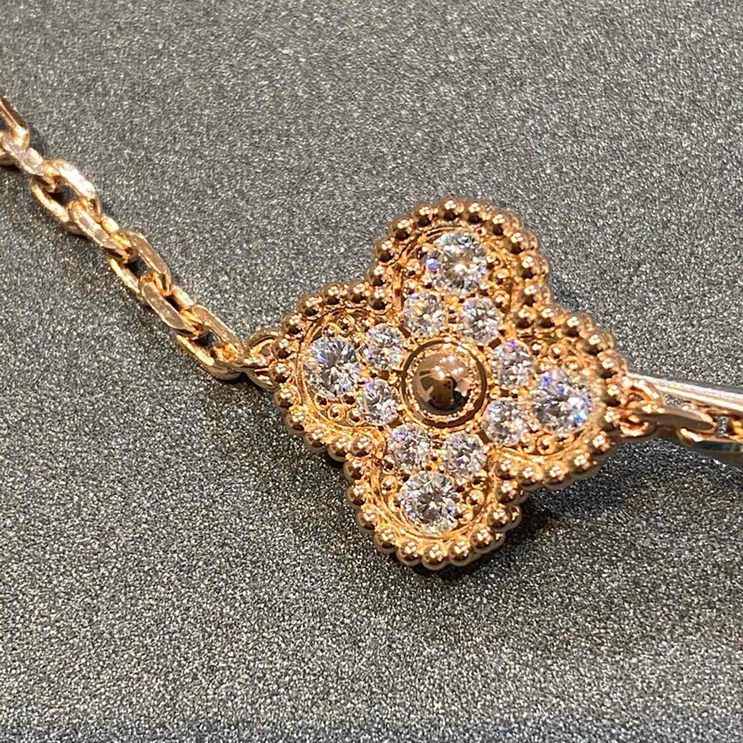 [LuxJewelry]CLOVER 5 MOTIFS  FULL DIAMOND BRACELET