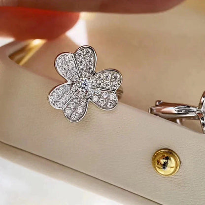 [LuxJewelry]CLOVER COMOS DIAMOND EARRINGS SILVER