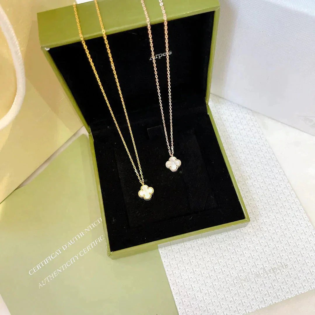[LuxJewelry]CLOVER MINI 9.5MM WHITE MOTHER-OF-PEARL NECKLACE