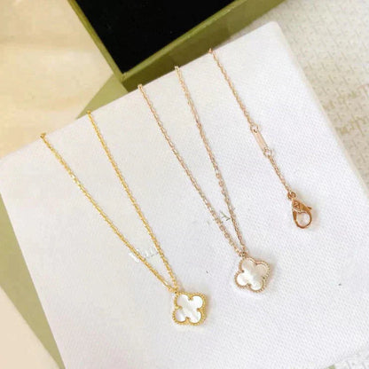 [LuxJewelry]CLOVER MINI 9.5MM WHITE MOTHER-OF-PEARL NECKLACE