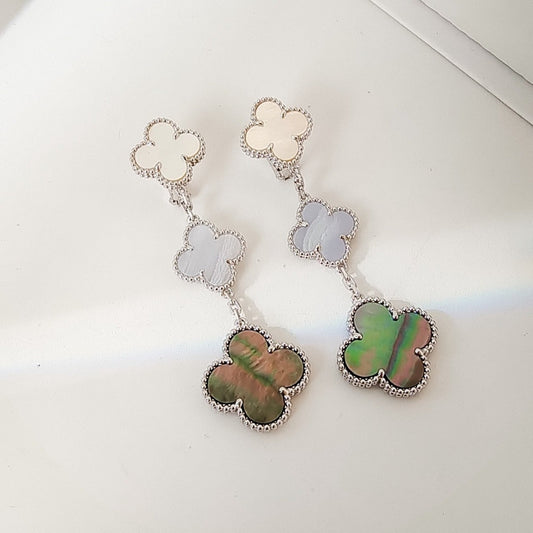[LuxJewelry]CLOVER 3 MOTIFS CHALCEDONY DARK MOP SILVER EARRINGS