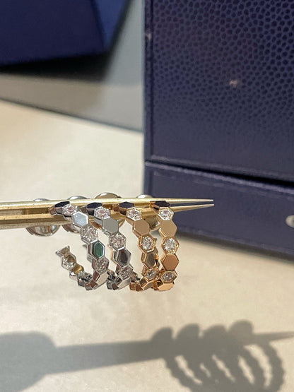 [LuxJewelry]Hollow Design Four-Leaf Clover Flower Shape Ring