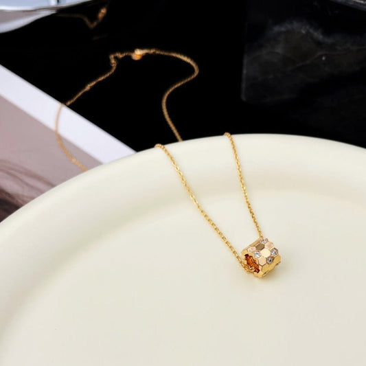 [LuxJewelry]BEE MINI PEDANT DIAMOND NECKLACE