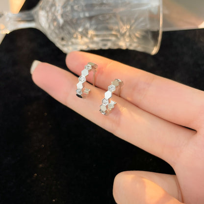 [LuxJewelry]BEE LOVE DIAMOND HOOP EARRINGS