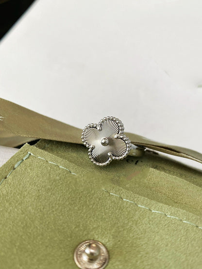 [LuxJewelry]CLOVER SILVER RING