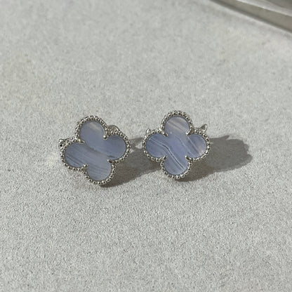 [LuxJewelry]CLOVER CHALCEDONY SILVER STUD EARRINGS