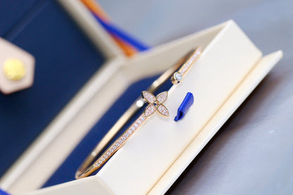 [LuxJewelry]IDYLLE PINK GOLD OPEN BRACELET DIAMOND PAVED