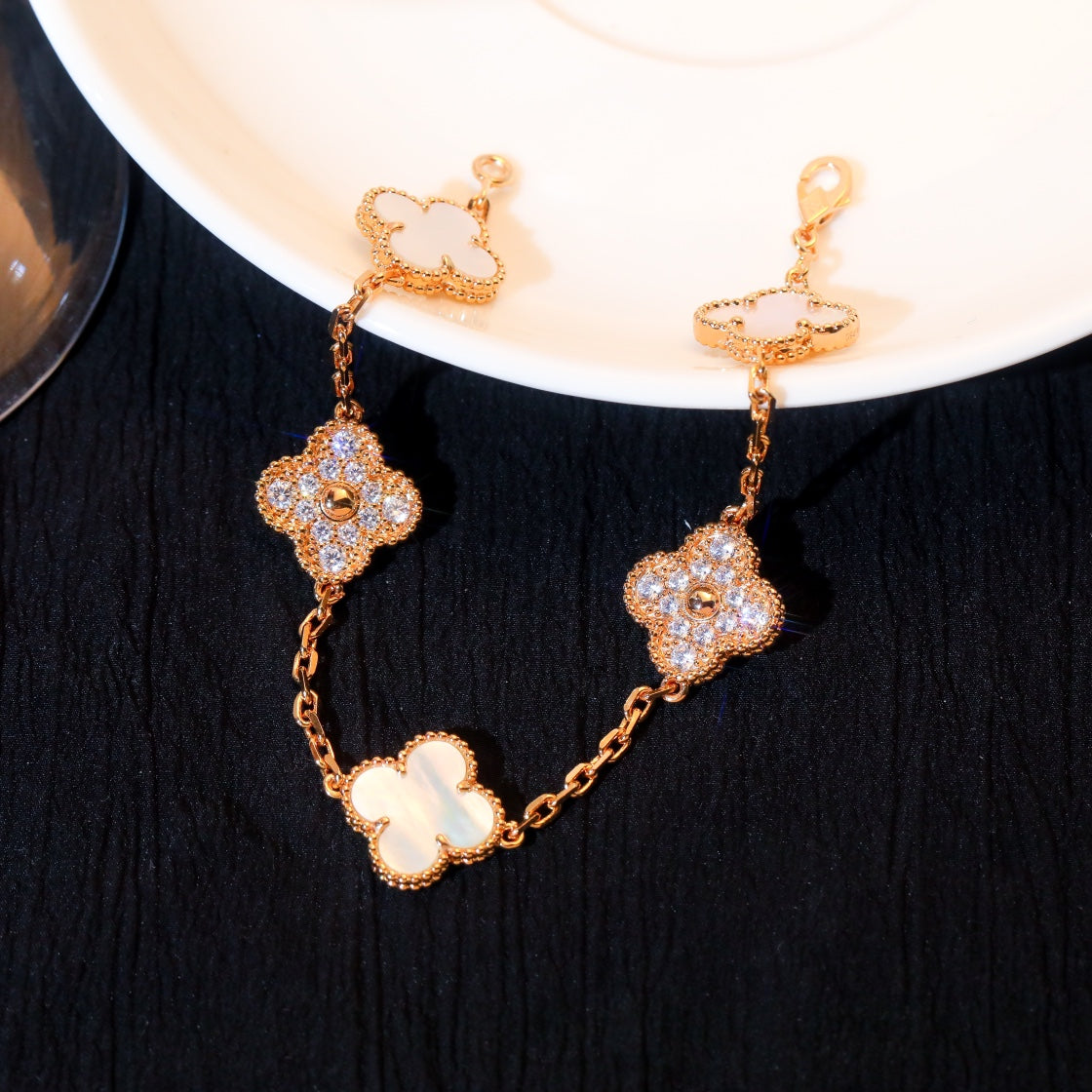 [LuxJewelry]CLOVER BRACELET 5 MOTIF WHITE MOP DIAMOND