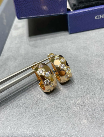 [LuxJewelry]BEE LOVE DIAMOND HOOP EARRINGS