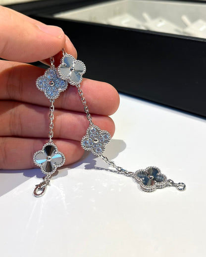 [LuxJewelry]CLOVER 5 MOTIF SILVER DIAMOND BRACELET