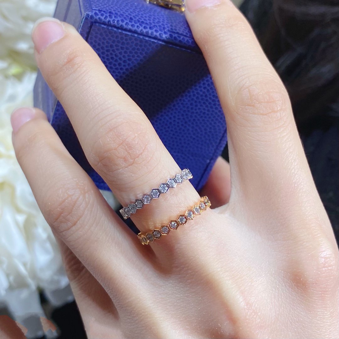 [LuxJewelry]BEE LOVE DIAMOND PAVED SMALL RING