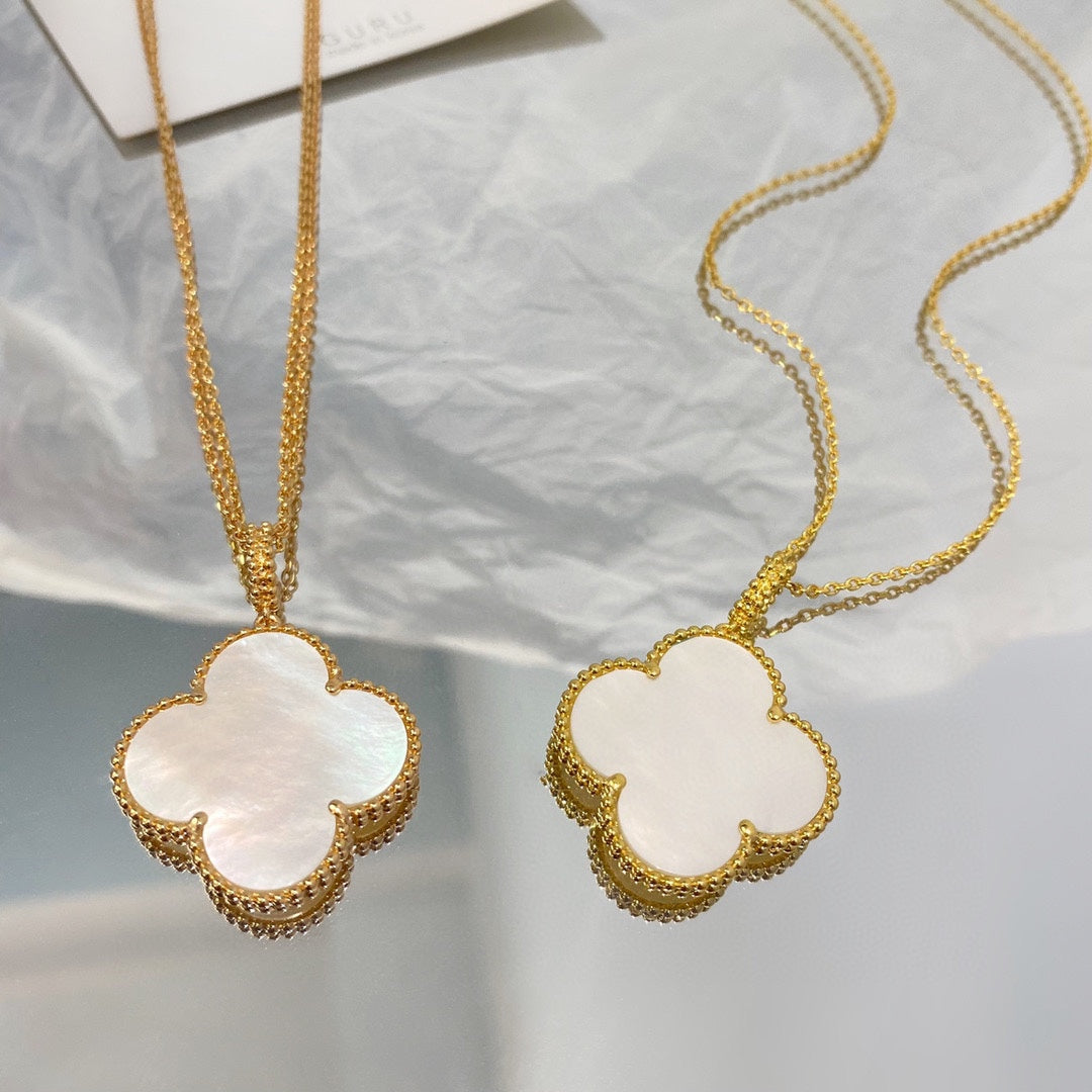 [LuxJewelry]CLOVER 25MM MOP LARGE PENDANT NECKLACE