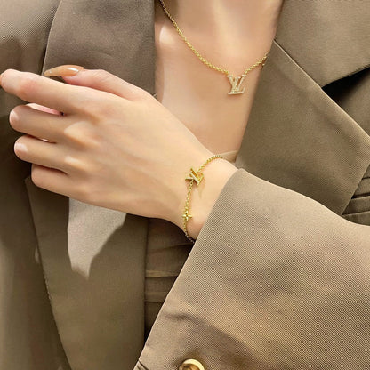 [LuxJewelry]LOGO STAR MOTIF GOLD BRACELET