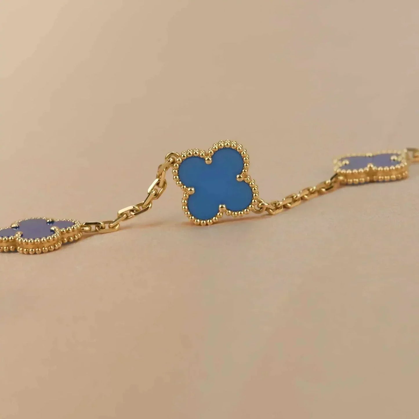[LuxJewelry]CLOVER 5 MOTIFS BLUE AGATE BRACELET