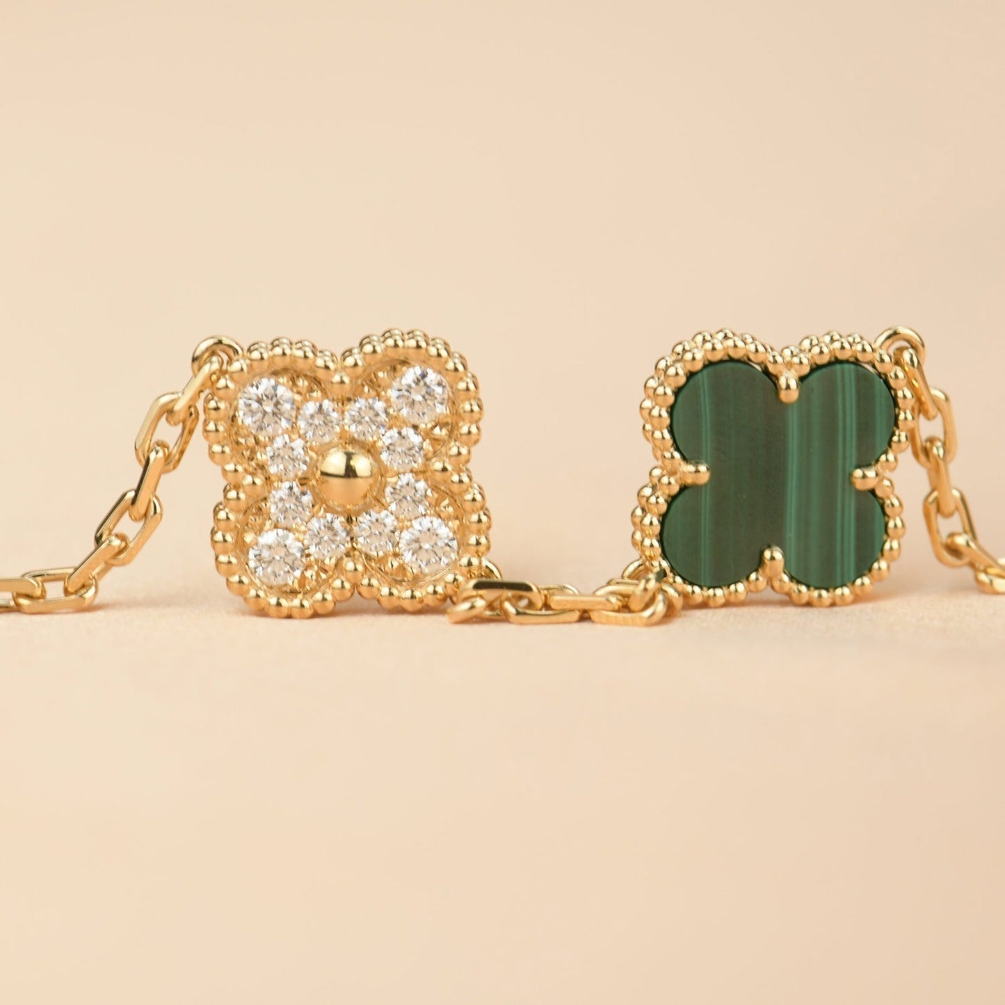 [LuxJewelry]CLOVER  5 MOTIF MALACHITE DIAMOND BRACELET