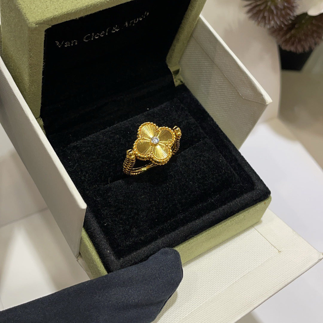 [LuxJewelry]CLOVER RIVERSIBLE BLUE AGATE RING