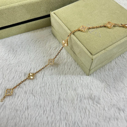 [LuxJewelry]CLOVER 6 MOTIF DIAMOND LASER BRACELET