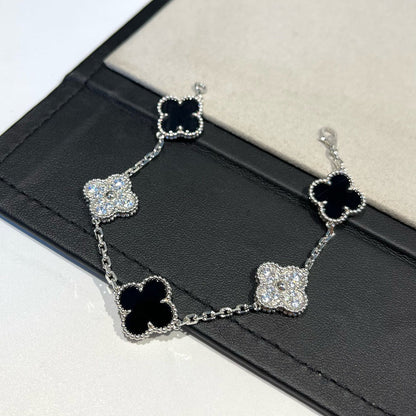 [LuxJewelry]CLOVER 5 MOTIF ONYXS DIAMOND BRACELET SILVER