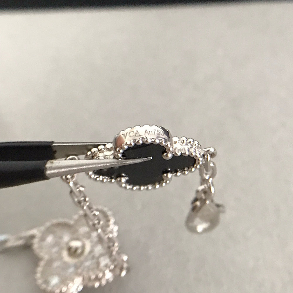 [LuxJewelry]CLOVER 5 MOTIF ONYXS DIAMOND BRACELET SILVER