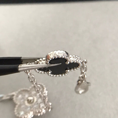 [LuxJewelry]CLOVER 5 MOTIF ONYXS DIAMOND BRACELET SILVER