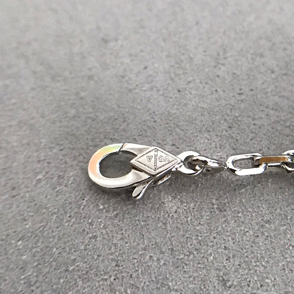 [LuxJewelry]CLOVER 5 MOTIF ONYXS DIAMOND BRACELET SILVER