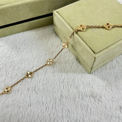 [LuxJewelry]CLOVER 6 MOTIF DIAMOND BRACELET