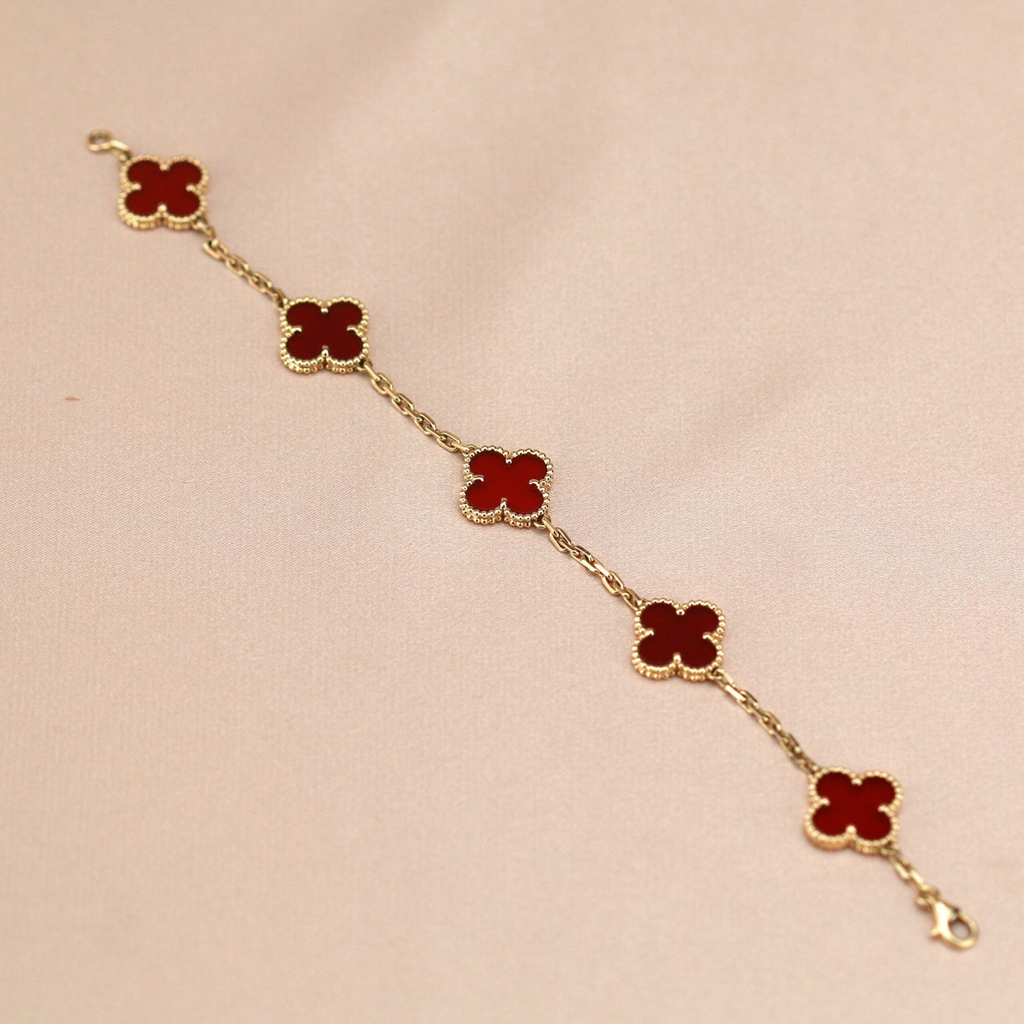 [LuxJewelry]CLOVER 5 MOTIFS RED AGATE  BRACELET