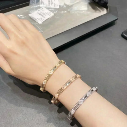 [LuxJewelry]CLOVER BRACELET 4MM DIAMONDS