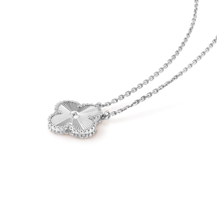 [LuxJewelry]CLOVER 15MM LASER NECKLACE SILVER