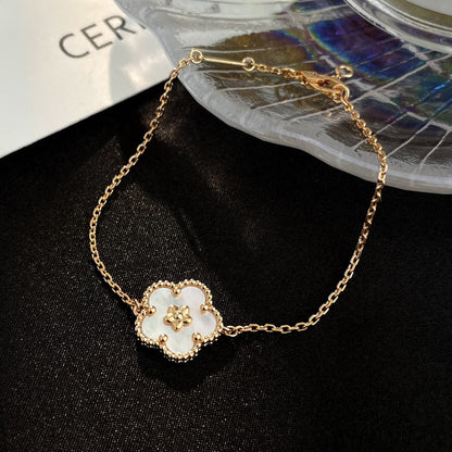 [LuxJewelry]LUCKY WHITE MOP PLUM BLOSSOM  BRACELET