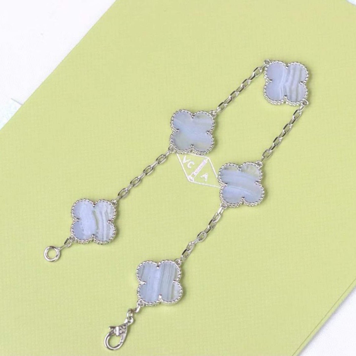 [LuxJewelry]CLOVER  5 MOTIF PURPLE CHALCEDONY BRACELET SILVER