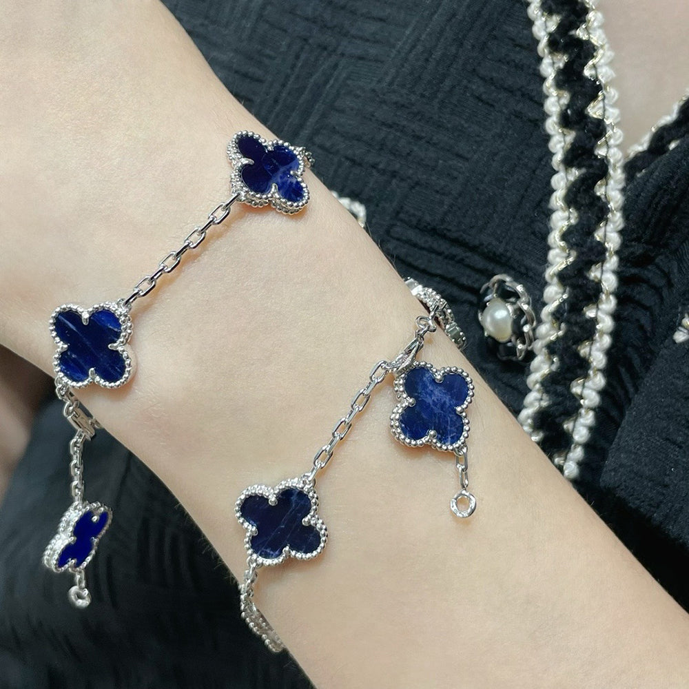 [LuxJewelry]CLOVER 5 MOTIF PIETERSITE SILVER BRACELET