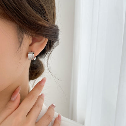 [LuxJewelry]ZERO 1 DIAMOND PAVED EARRINGS