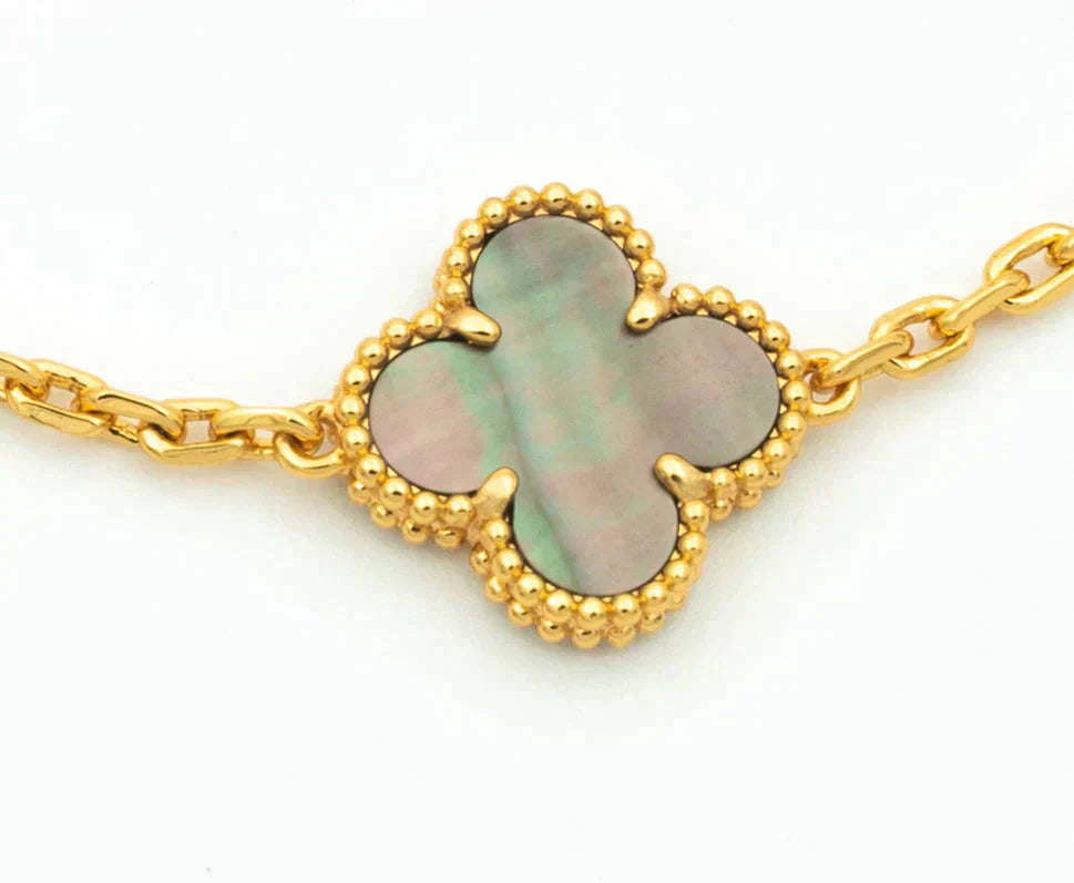 [LuxJewelry]CLOVER 5 MOTIF GRAY MOP DIAMOND BRACELET