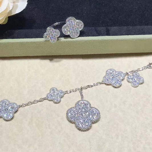 [Top&on]CLOVER 6 MOTIFS SILVER DIAMOND BRACELET