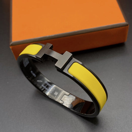 [LuxJewelry]CLIC HM SO BLACK YELLOW BRACELET