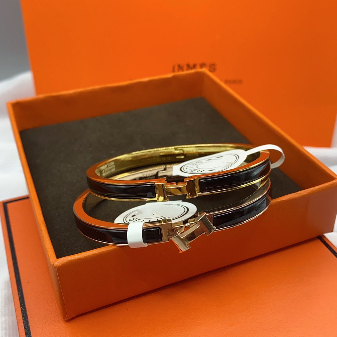 [LuxJewelry]CLASSIC HM CLIC BLACK 8MM ENAMEL BRACELET