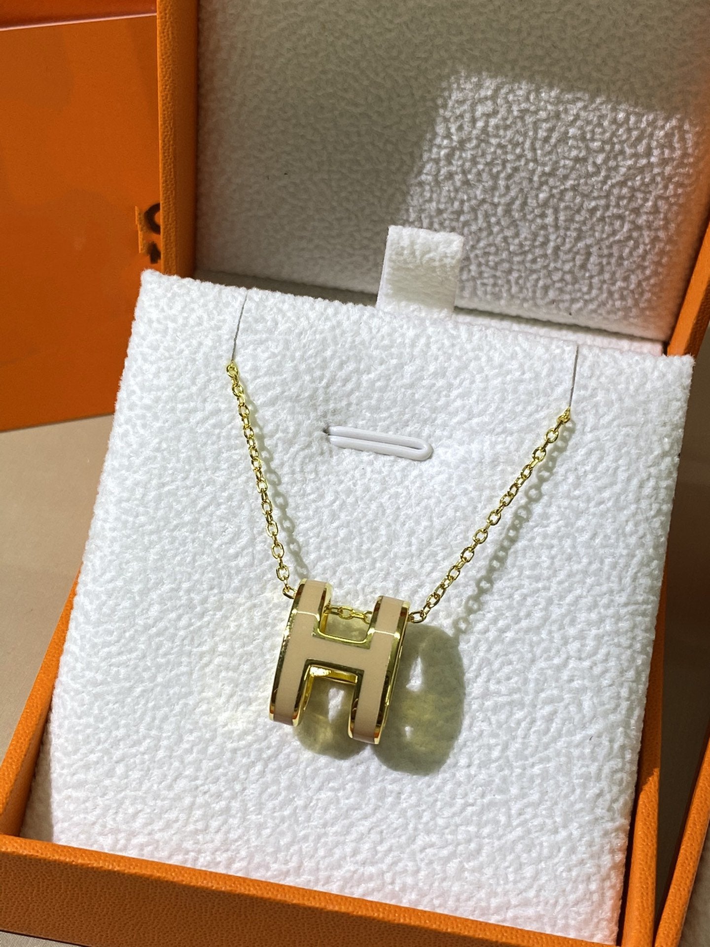 [LuxJewelry]HM CLIC YELLOW ENAMEL GOLD NECKLACE