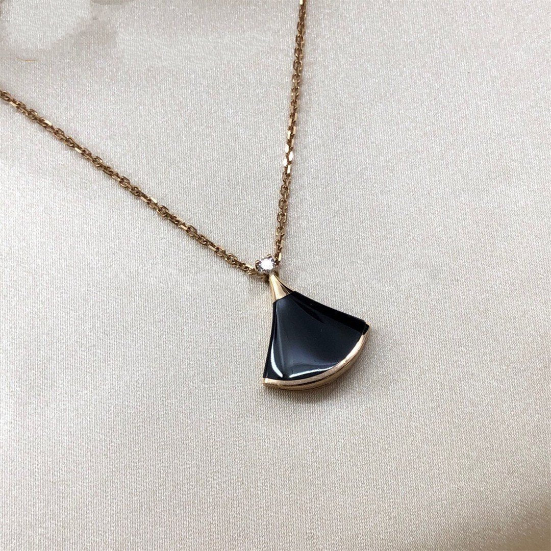 [LuxJewelry]DREAM NECKLACE ONYX 1 DIAMOND