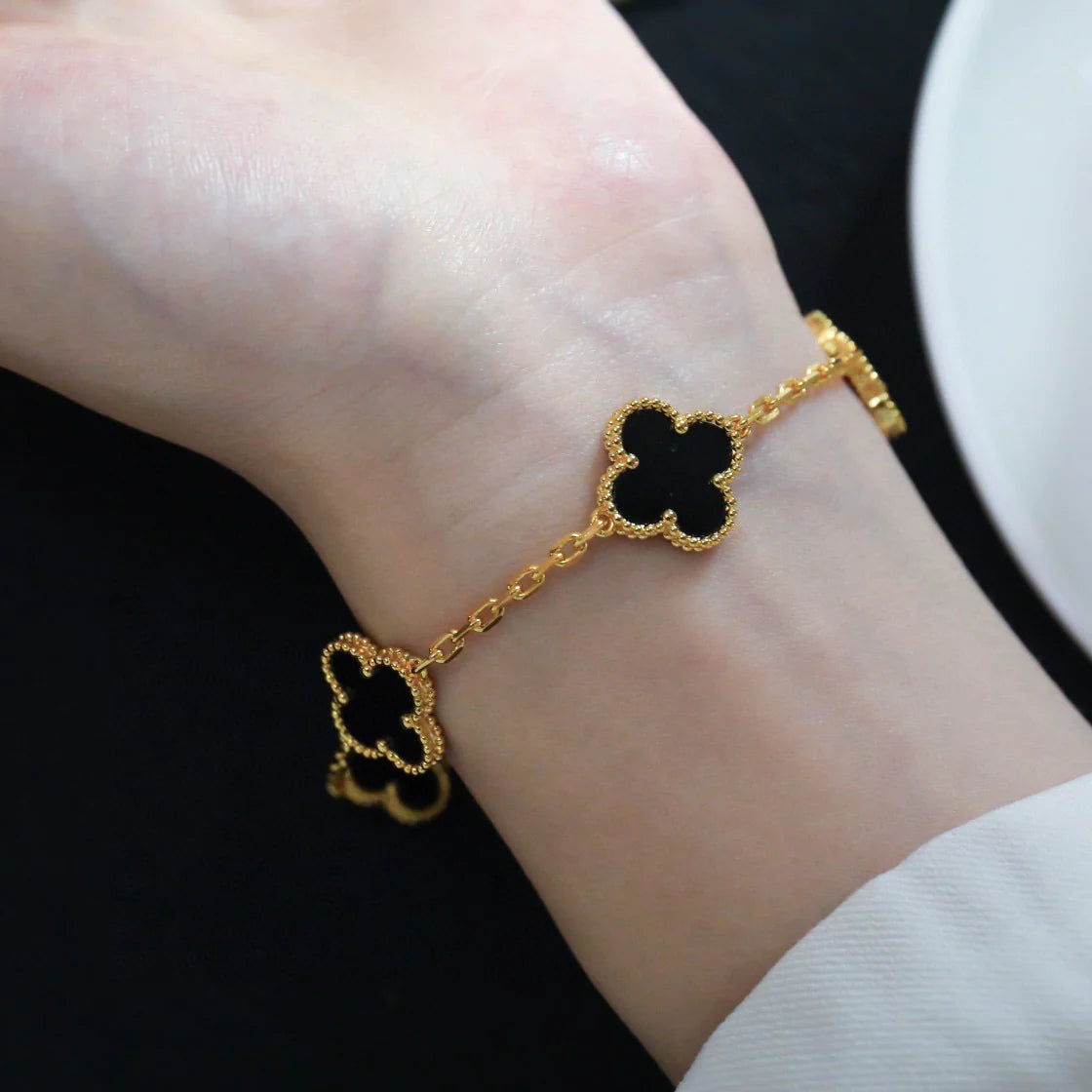 [LuxJewelry]CLOVER  5 MOTIFS BLACK ONYX BRACELET